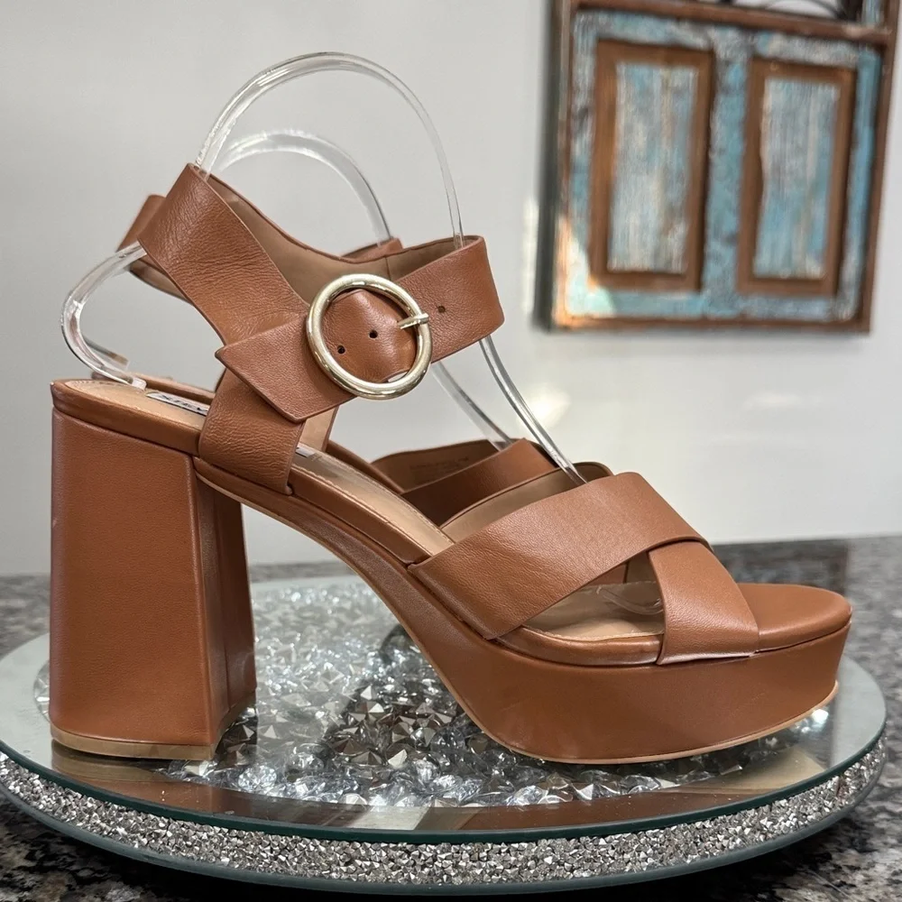 Steve Madden Elkins  leather Tan Platform Sandals NEW 11